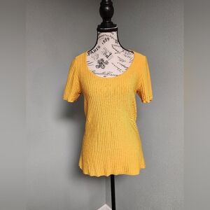 White House Black Market Small Short Sleeve Shirt